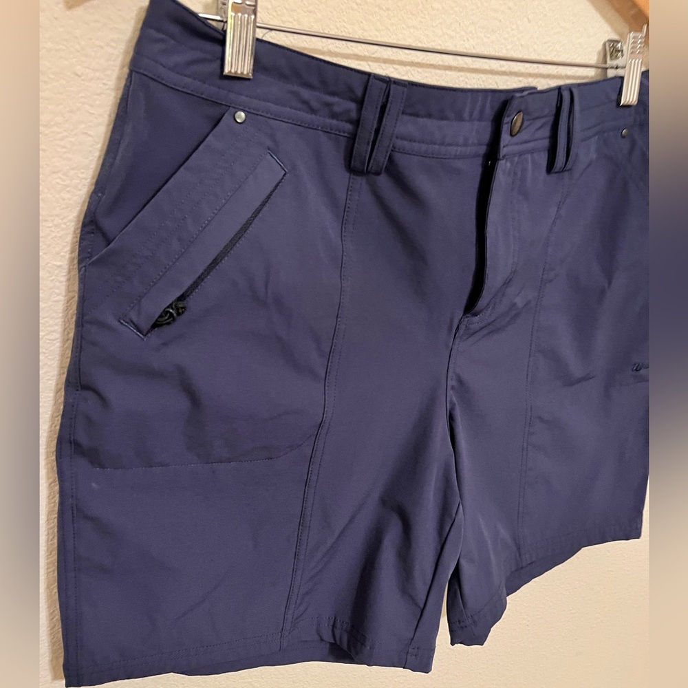 Willit Women’s Golf or Hiking quick dry short. Navy Blue Size 12